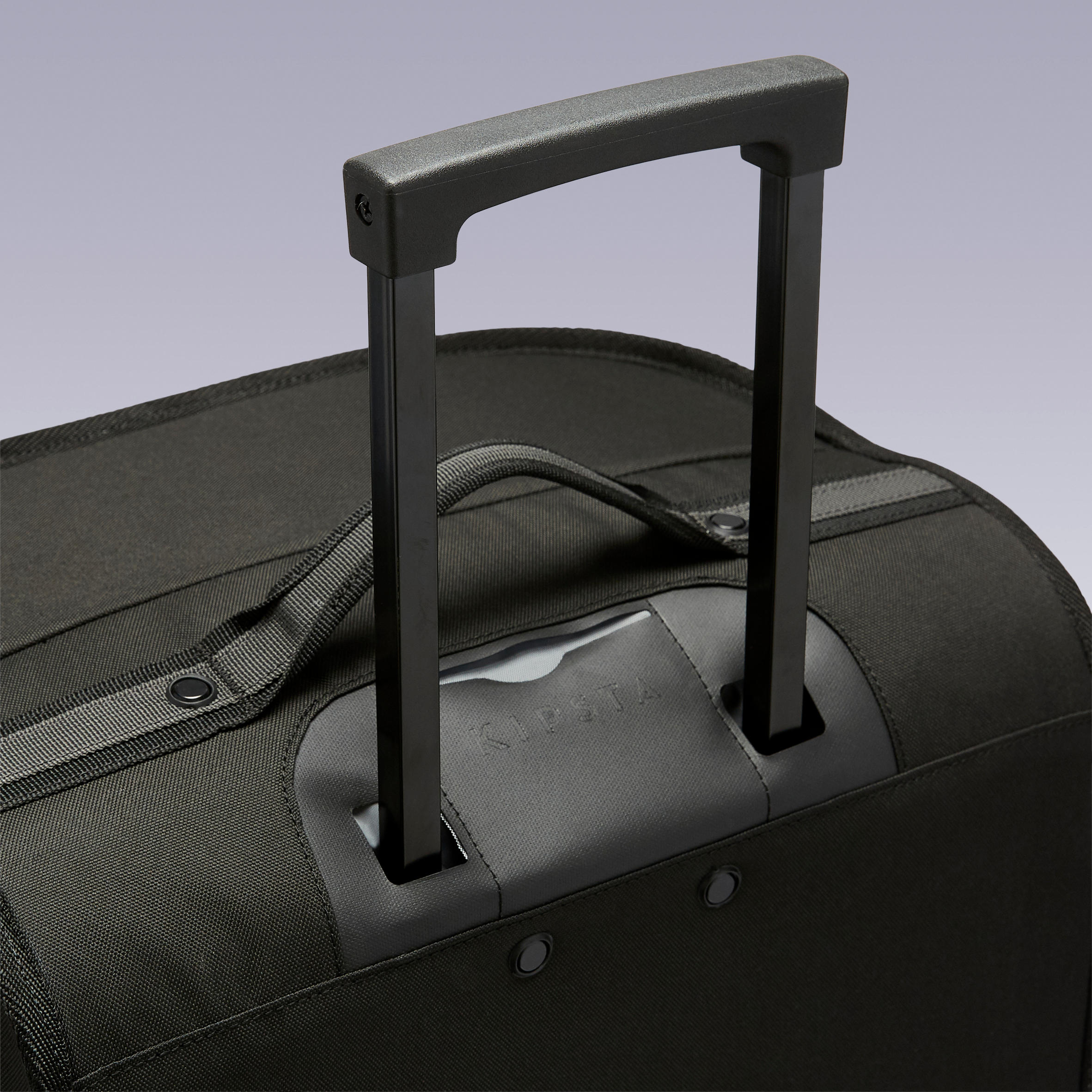 roller_bag_70L_essential_black